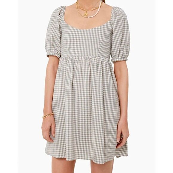 Tuckernuck Dresses & Skirts - Tuckernuck Pomander Place Beachwood Gingham Abigail Dress size S‎ Mini